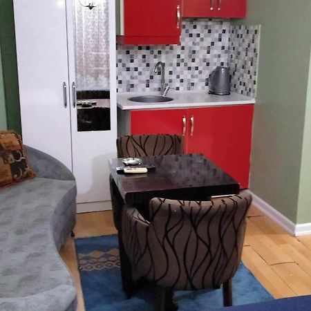 Taksim Pera Suites Истанбул Екстериор снимка