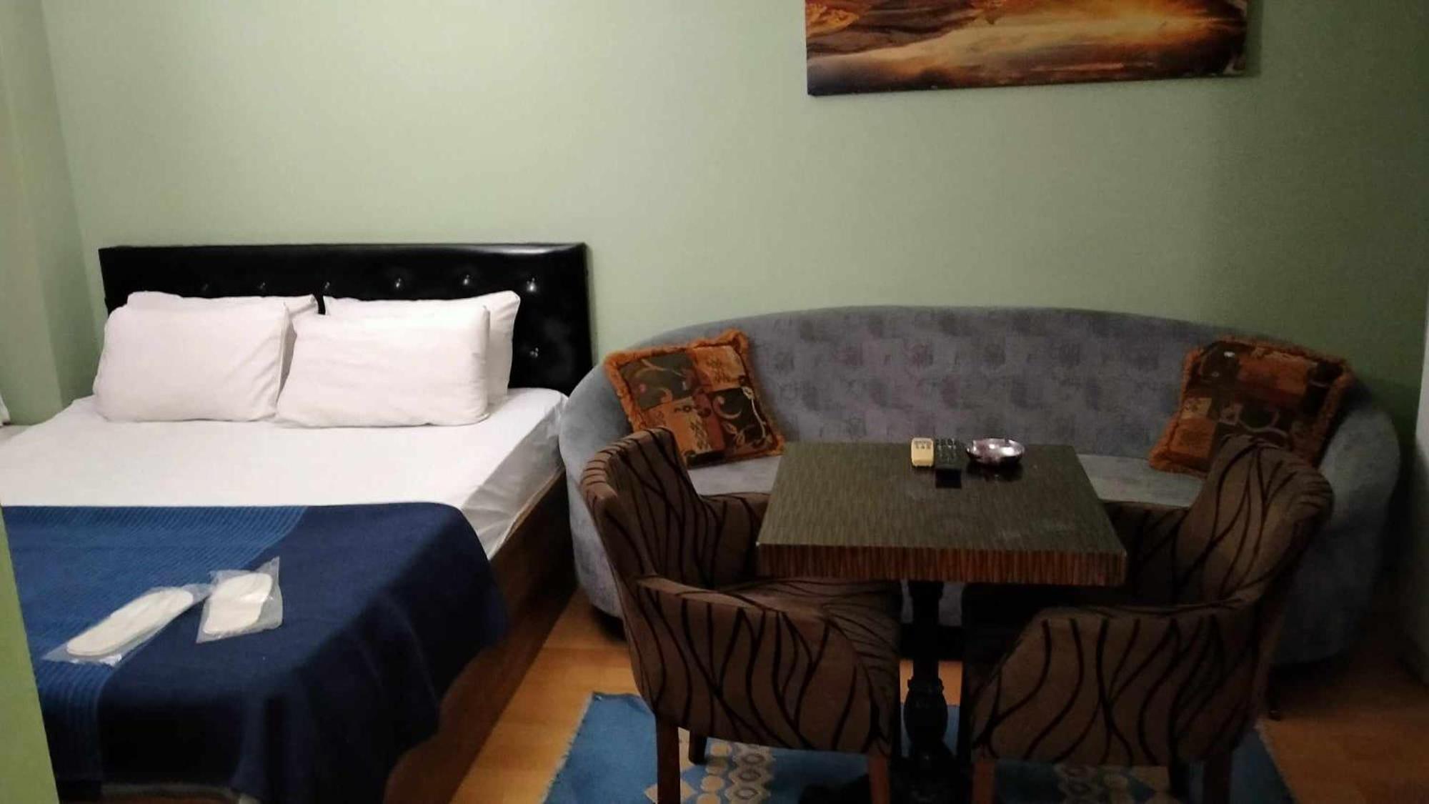 Taksim Pera Suites Истанбул Екстериор снимка