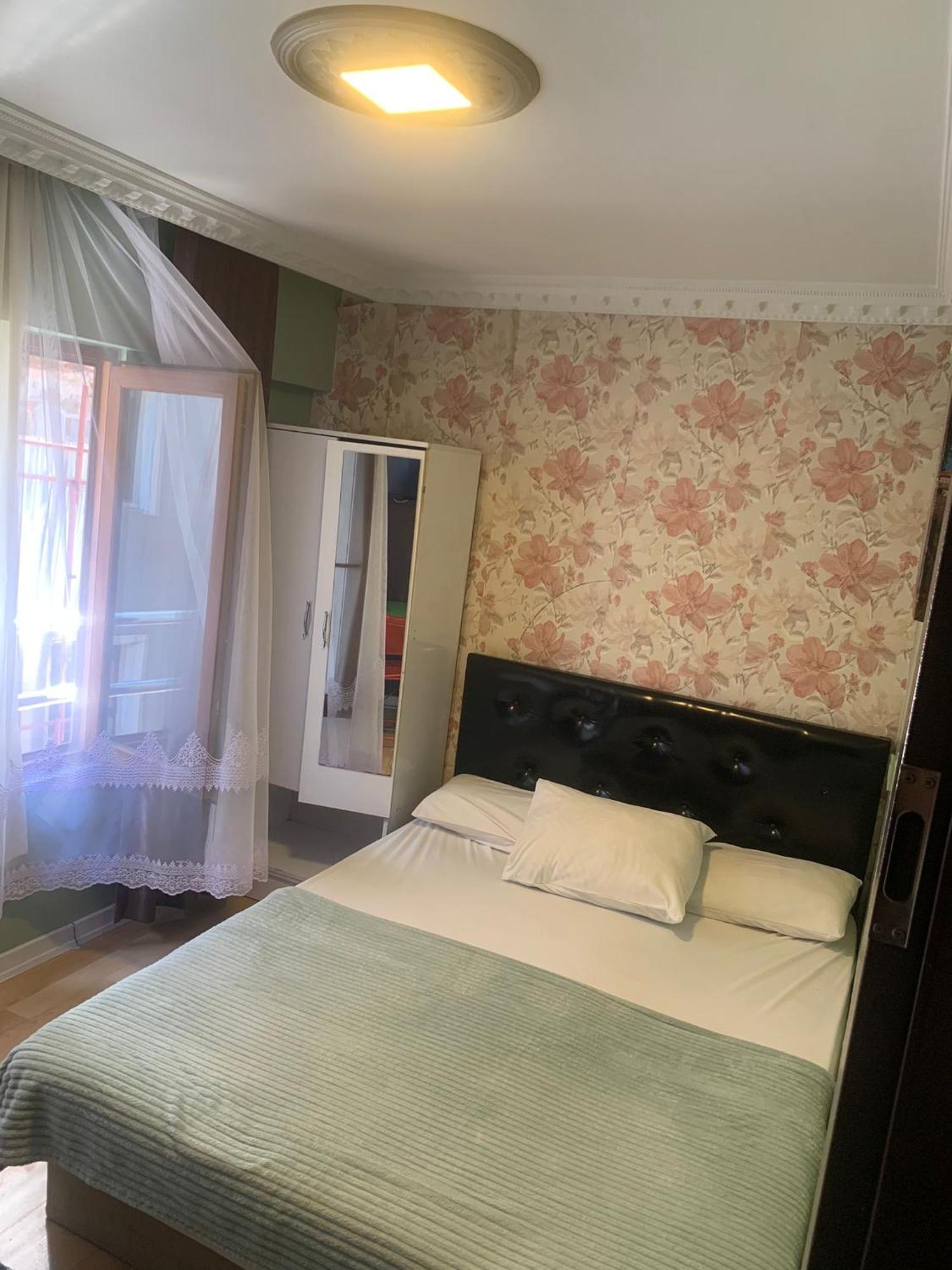 Taksim Pera Suites Истанбул Екстериор снимка